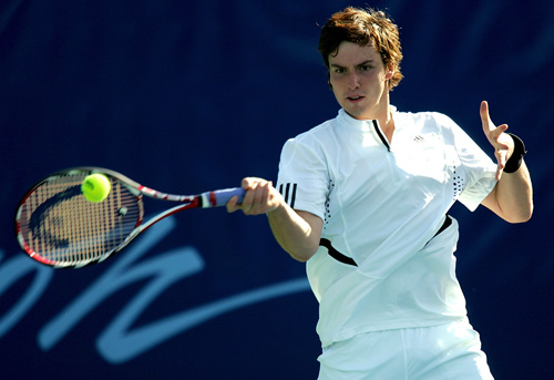 泰山队在首 泰山队在首