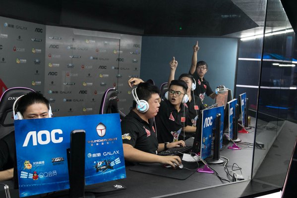 至一些企业 至一些企业